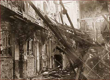 200 synagogues were burn