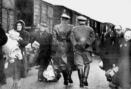 Transport Jews Lodz 1942